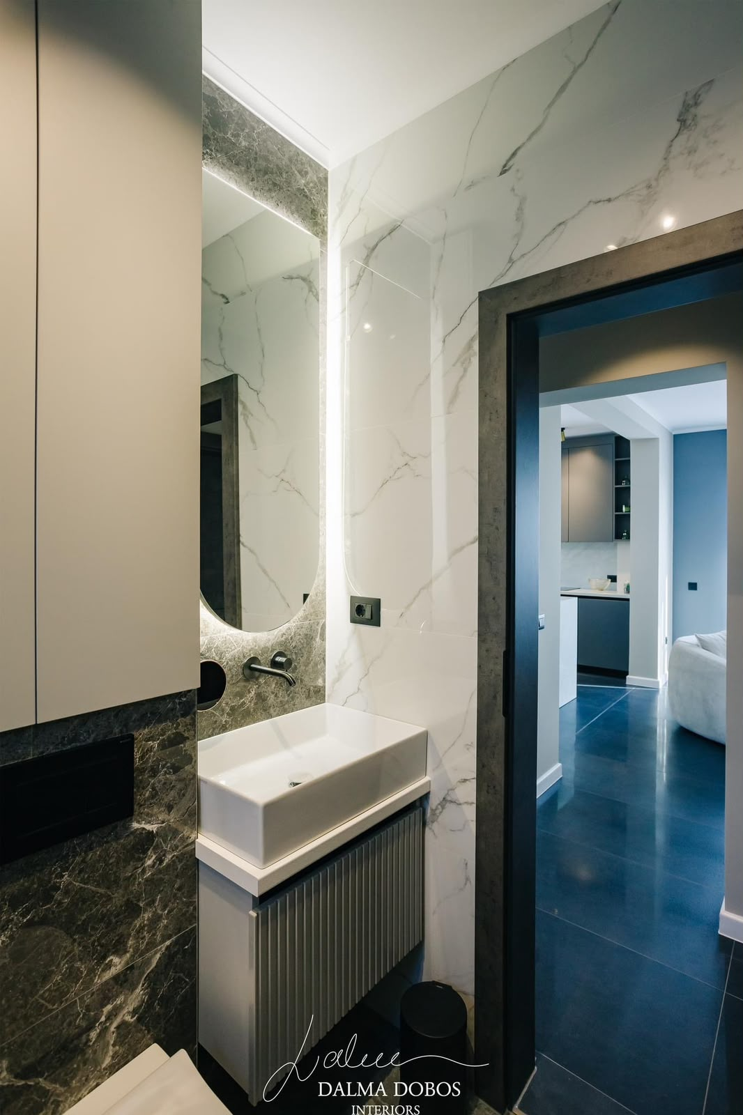 Baie premium cu marmură albă